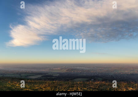 Ein Wolkengebilde über Sussex, Blick nach Norden von Ditchling Beacon Stockfoto