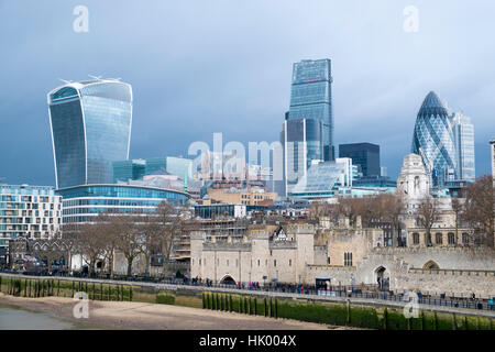 Berühmte Wahrzeichen Gebäude in der City of London, Cheesegrater, Gurke, Walkie Talkie, London, England, Wintertag. Stockfoto