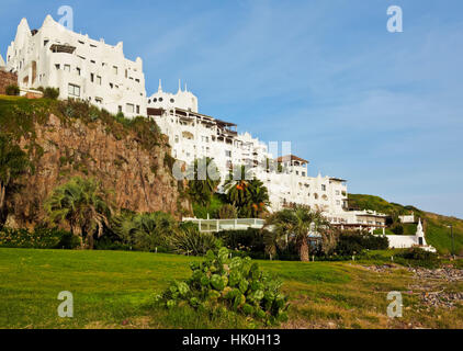 Blick auf das Casapueblo, Hotel, Museum und die Kunstgalerie des Künstlers Carlos Paez Vil, Punta Ballena, Abteilung Maldonado, Uruguay Stockfoto