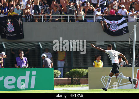 Sao Paulo, Brasilien. 25. Januar 2017. BATATAIS Vs. Corinthians Sao Paulo. Charlie feiert sein Tor, Korinther erstmals während des Spiels zwischen Batatais Vs Corinthians im Osten Credit: Foto Arena LTDA/Alamy Live News Stockfoto