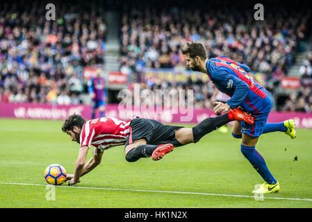 Barcelona, Katalonien, Spanien. 4. Februar 2017. FC Barcelona-Verteidiger PIQUÃ‰ in Aktion während der LaLiga Spiel zwischen FC Barcelona und Athletic Club im Stadion Camp Nou in Barcelona Credit: Matthias Oesterle/ZUMA Draht/Alamy Live News Stockfoto