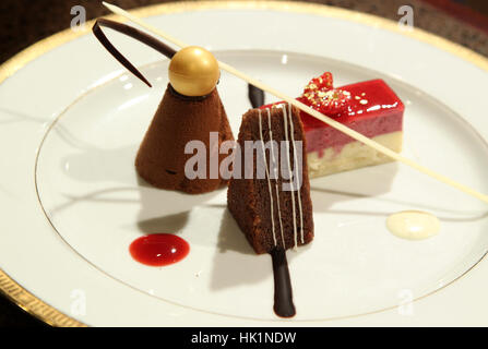 Beverly Hills, CA, USA. Januar 2014. Januar 2015 - Beverly Hills, Atmosphäre. Das Beverly Hilton zeigt das Menü für die 72. Jährlichen Golden Globe Awards im Beverly Hilton Hotel. Foto: F.Sadou: F.Sadou /Alamy Live News Stockfoto