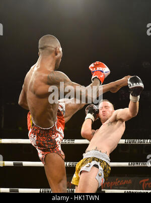 Las Vegas, USA. 3. Februar 2017. Muay Thai Lion Kampf 34 im Tropicana Hotel and Casino, Anthony "Assassin" Njokuani. Credit: Ken Howard Bilder/Alamy Live-Nachrichten Stockfoto