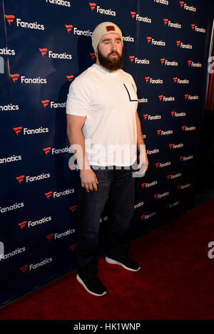 Houston, USA. 4. Februar 2017. Jason Kelce bei der Fanatiker Super Bowl Party im Ballsaal im Bayou Place in Houston, Texas. Bildnachweis: Zeusfloreus/Medien Punch/Alamy Live-Nachrichten Stockfoto