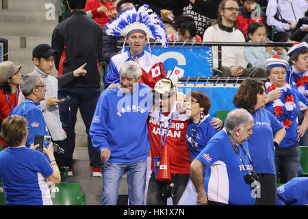 Ariake Coliseum, Tokio, Japan. 4. Februar 2017. & Frankreich Japan Fans, während die BNP-Paribas-1. Runde Tennis Turnier Japan Vs Frankreich im Ariake Coliseum in Tokio. Bildnachweis: YUTAKA/AFLO SPORT/Alamy Live-Nachrichten Stockfoto