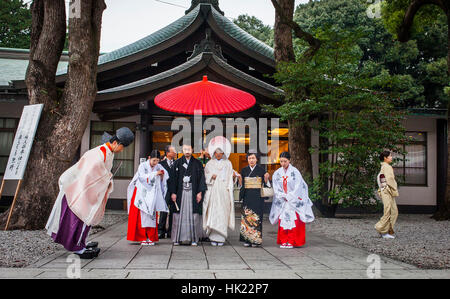 Heiligtum der Meiji Jingu, traditionelle Hochzeit, Tokyo, Japan Stockfoto