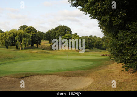 Blick vom 2. Abschlag über 6. Grün und 1. Grün, Chislehurst Golf Club, Chislehurst Kent England Stockfoto