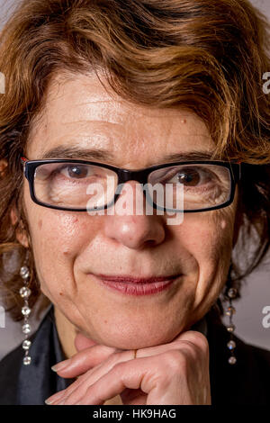 Vicky Pryce, Ex-Ehefrau des Politikers Chris Huhne und Autorin von Prisontronics, geschrieben von Frau Pryce nach der Erfahrung einer kurzen Gefängnisstrafe Stockfoto