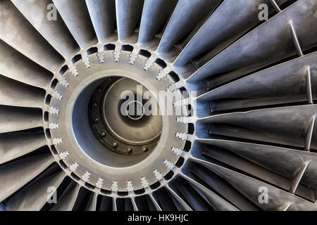 Indianapolis - Circa Januar 2017: Außen von einem Rolls-Royce F402 Pegasus Jet-Engine, verwendet in den VSTOL AV-8 b Harrier II b Stockfoto