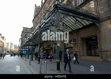 Außeneingang zum Hauptbahnhof Zug und Bahnhof Glasgow, Scotland, UK Stockfoto