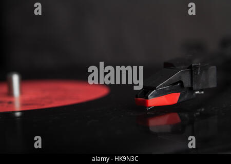 Close-up Plattenspieler Nadel und Vinyl-Scheibe Stockfoto