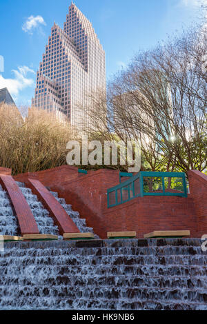 Wasserfall in sesquicentennial Park Houston, Texas Stockfoto