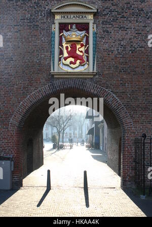 Gevangenpoort (Gefangenen Gate), ehemalige Tor und mittelalterlichen Gefängnis auf Buitenhof in zentralen Den Haag (The Hague), Niederlande Stockfoto