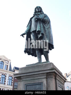 Statue von Johan de Witt, Grand Ratspensionär von Holland aus 1653-1672. Gelegen am Plaats Square, den Haag (Den Haag), Niederlande Stockfoto