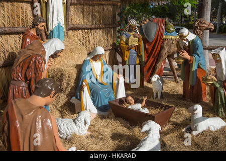 LEBEN IM FREIEN GRÖßE WEIHNACHTEN KRIPPE SZENE CORAL GABLES FLORIDA USA Stockfoto