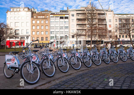 Deutschland, Köln, Fahrräder der Firma Koelner Verkehrsbetriebe KVB (Kölner Verkehrsbetriebe Unternehmen) Stockfoto