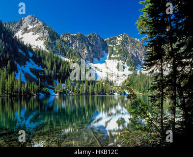 kalten Obersee in der Mission Berge Wüste in der Nähe von Condon, montana Stockfoto