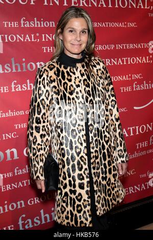 New York, NY, USA. 26. Januar 2017. Aerin Lauder im Ankunftsbereich für die 20. jährlichen FGI Rising Star Awards, Cipriani 42nd Street, New York, USA.  Bildnachweis: Steve Mack/Everett Collection/Alamy Live-Nachrichten Stockfoto