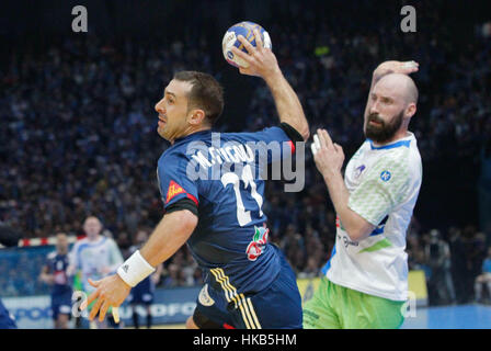 Paris, Frankreich. 26. Januar 2017. IHF Handball Weltmeisterschaft; Frankreich gegen Slowenien. Michael Guigou(France) in Aktion. Bildnachweis: Laurent Lairys/Agence Locevaphotos/Alamy Live-Nachrichten Stockfoto