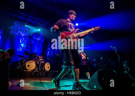 Trezzo sull'adda, Italien. 26. Januar 2017. Crossover-Trash-Band Suicidal Tendencies live im Live Club in Trezzo sull'adda, Italien, für die Persistence Tour 2017 Credit führt: Mairo Cinquetti/Alamy Live News Stockfoto