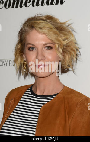 West Hollywood, Ca. 27. Januar 2017. Jenna Elfman bei der Premiere von Sony Pictures Classics "The Comedian" am 27. Januar 2017 in Los Angeles, Kalifornien. Bildnachweis: David Edwards/Medien Punch/Alamy Live-Nachrichten Stockfoto