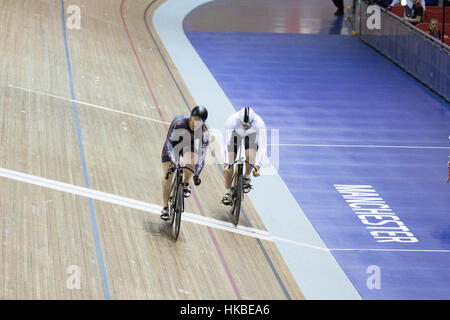 Manchester, UK. 28. Januar 2017. Tom Baker gewinnt seinen Vorlauf in der Herren-Sprint in 2017 HSBC UK National Track Championships Tag zwei im nationalen Cycling Centre, Manchester. Foto von Dan Cooke. 28. Januar 2017 Kredit: Dan Cooke/Alamy Live-Nachrichten Stockfoto