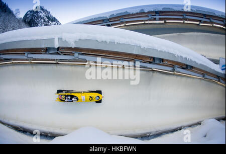 Königssee, Deutschland. 28. Januar 2017. Deutschen Bobfahrer Nico Walter und Kevin Kuske während der Herren Doppel bei der Bob-Weltmeisterschaft in Schönau am Königssee, Deutschland, 28. Januar 2017. : Bildnachweis Peter Kneffel/Dpa: Dpa picture-Alliance/Alamy Live News Stockfoto