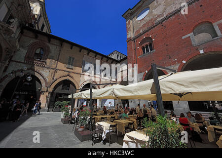 Italien, Mailand, Stadtzentrum, Restaurant Piazza Mercanti in der Altstadt Stockfoto