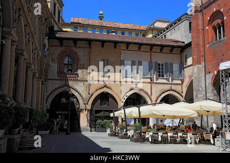 Italien, Mailand, Stadtzentrum, Restaurant Piazza Mercanti in der Altstadt Stockfoto