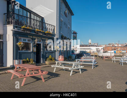 Der Bridge Tavern in Old Portsmouth, Hampshire, England Stockfoto