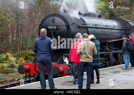 Dampf Lok 90733 auf der Keighley & Wert Valley Railway, Oxenhope, West Yorkshire Stockfoto