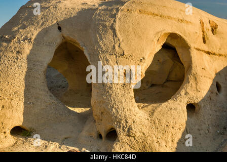 Wind Caves Sandsteinformationen in den Split Mountains im Anza Borrego Desert State Park, Sonoran Desert, Kalifornien, USA Stockfoto