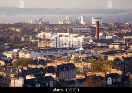 Blick über Edinburgh, Leith vom Calton Hill Stockfoto