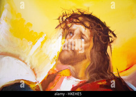 Gemälde des leidenden Christus mit einer Dornenkrone, die seine Mutter trifft, die Heilige Jungfrau Maria. Gefunden in einer Kapelle in Majčino selo (Mutterdorf). Stockfoto