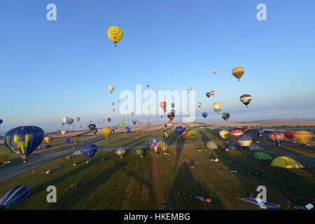 Lorraine International Hot-Air Balloon Festival auf dem Flugplatz Chambley (Nordost-Frankreich) Stockfoto