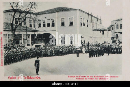 Öffentliche Zeremonie in Trabzon mit Generalgouverneur Stockfoto