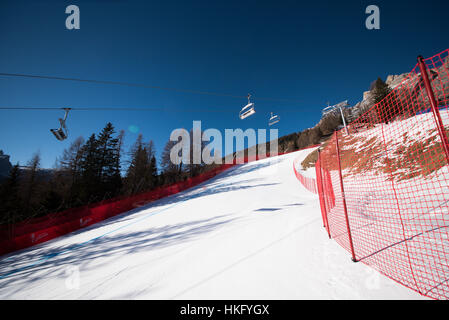 Cortina d ' Ampezzo, Italien. 27. Januar 2017. Olympia-Piste in Cortina d ' Ampezzo, Italien am 27. Januar 2017 Wochenende Rennen bereit. Bildnachweis: Rok Rakun/Pacific Press/Alamy Live-Nachrichten Stockfoto