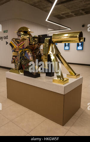 Ian Kirkpatrick Blast Skulptur in The National Archives in Kew, SW-London, UK Stockfoto