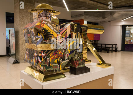 Ian Kirkpatrick Blast Skulptur in The National Archives in Kew, SW-London, UK Stockfoto