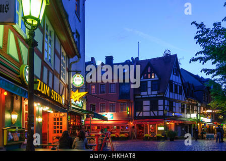 Frankfurt Am Main: "Ebblewoi-Viertel' mit Apfel Wein Pubs, Sachsenhausen, Hessen, Hessen, Deutschland Stockfoto