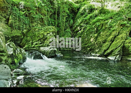 Wasserfälle bei Watersmeet wo East Lyn River Stockfoto