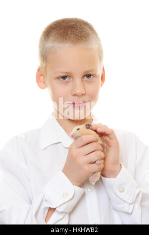 Kind mit Hamster in Hand isoliert weiß Stockfoto