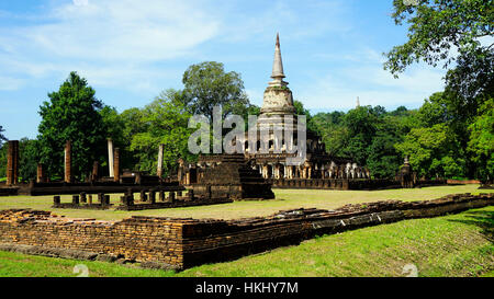 Historical Park Wat Chang Lom Tempel Landschaft in Sukhothai Welterbe Stockfoto