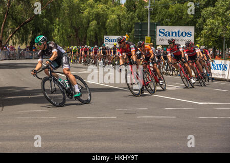 Die letzte Etappe der Tour Down Under-Rennen auf dem Stadtkurs von zentralen Adelaide Stockfoto