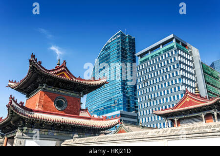 Das Choijin Lama Kloster, heute Ein Museum, ist ein Beispiel für traditionelle buddhistische Architektur. Es befindet sich im Zentrum von Ulaanbaatar und... Stockfoto