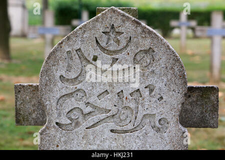 Cimetière Militaire Français Comprenant 990 Soldats Dans Quatre Ossuaires. Stockfoto