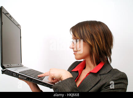 Junge Frau mit laptop Stockfoto