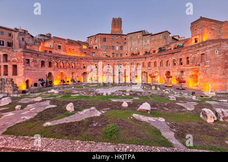 Architektonische Spalte Trajans Markt, Rom, Italien Stockfoto