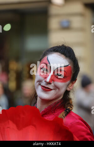 Manchester, UK. 28. Januar 2017. Ein Mitglied des Reisen Licht Zirkus in Manchester. Bildnachweis: Barbara Koch/Alamy Live-Nachrichten Stockfoto