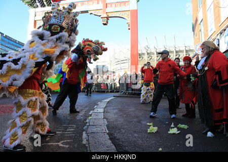 Newcastle, UK. 29. Januar 2017. Feiern für das Jahr des Hahnes in China Town Credit: David Whinham/Alamy Live-Nachrichten Stockfoto